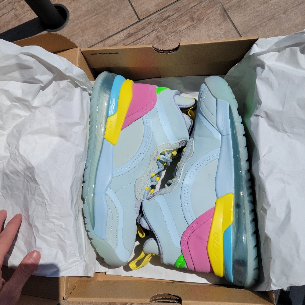 Lyrical lemonade Jordan's